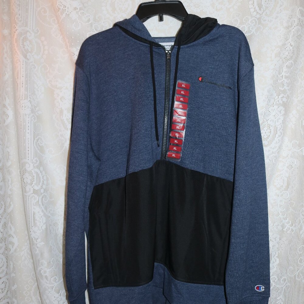 Champion hooded men's pullover new with tags size XL
